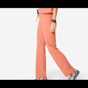 Figs Coral Livingston Scrubs NWT